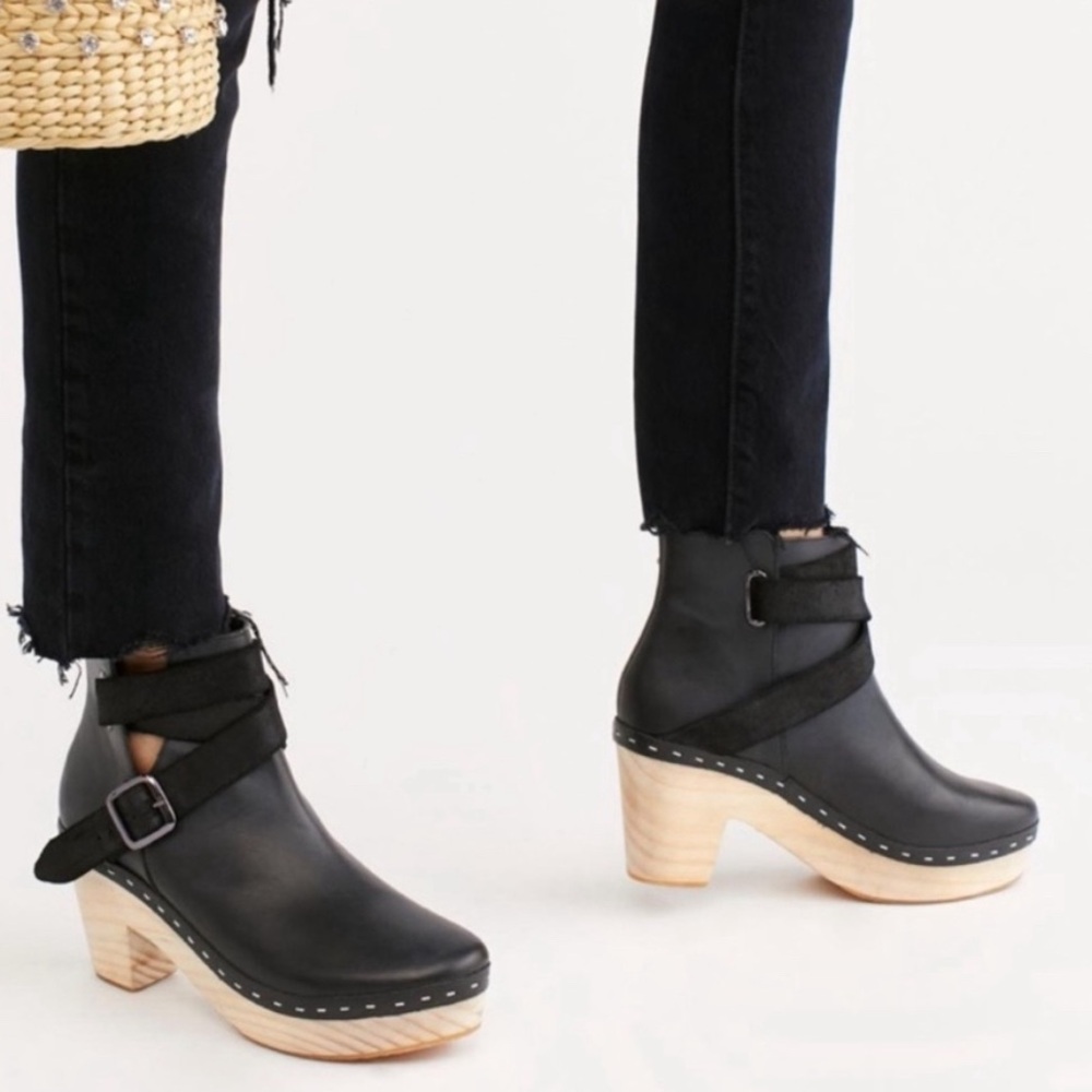 Free People Bungalow Clog Booties Sz 7.5